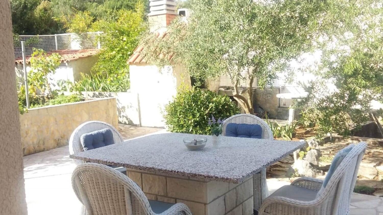 Apartments The View - Close To The Beach & Parking Trogir Exterior foto
